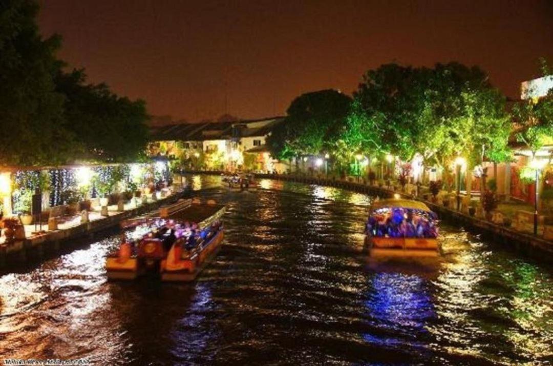 Great Atlantis Homestay Melaka Ngoại thất bức ảnh